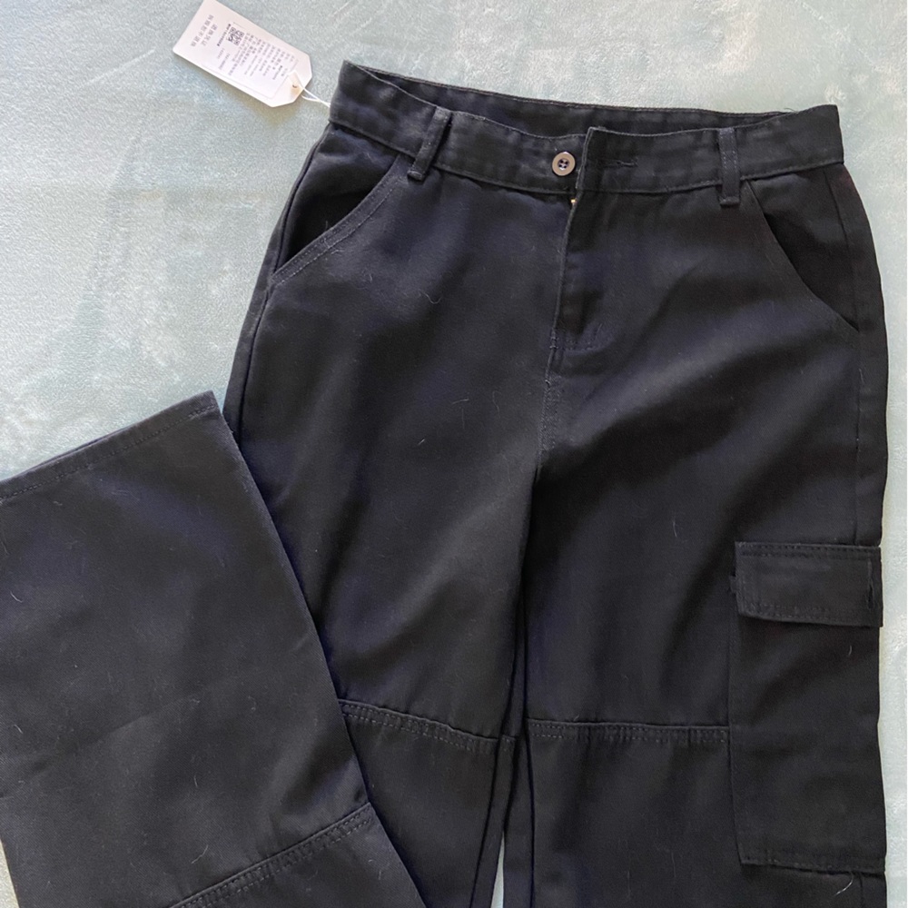*NWOT* High Rise Wide Leg Cargo pants